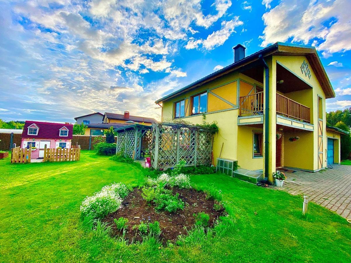 Spacious House With Indoor Pool & Sauna. อาดาชิ ภายนอก รูปภาพ